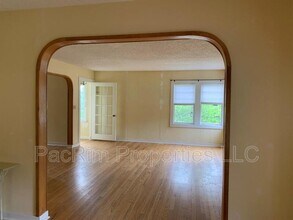 1303 H St in Anchorage, AK - Building Photo - Building Photo