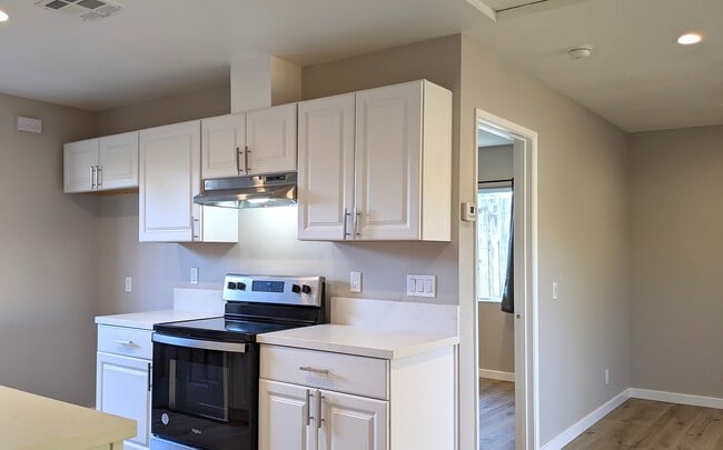 42405 Iowa st, Unit 42405 Iowa St. #1 in Palm Desert, CA - Building Photo - Building Photo
