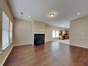 2208 Rodney Ln in Balch Springs, TX - Foto de edificio - Building Photo