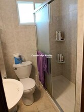 24 Hardwick St, Unit 1 in Cambridge, MA - Building Photo - Building Photo