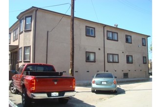 727 Cornwell St in Los Angeles, CA - Building Photo - Building Photo