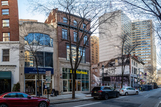 1704 Walnut St in Philadelphia, PA - Foto de edificio - Building Photo