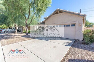 1015 E Brentrup Dr in Tempe, AZ - Building Photo - Building Photo