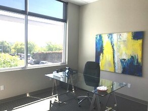 5 W Mountain St in Fayetteville, AR - Building Photo - Building Photo