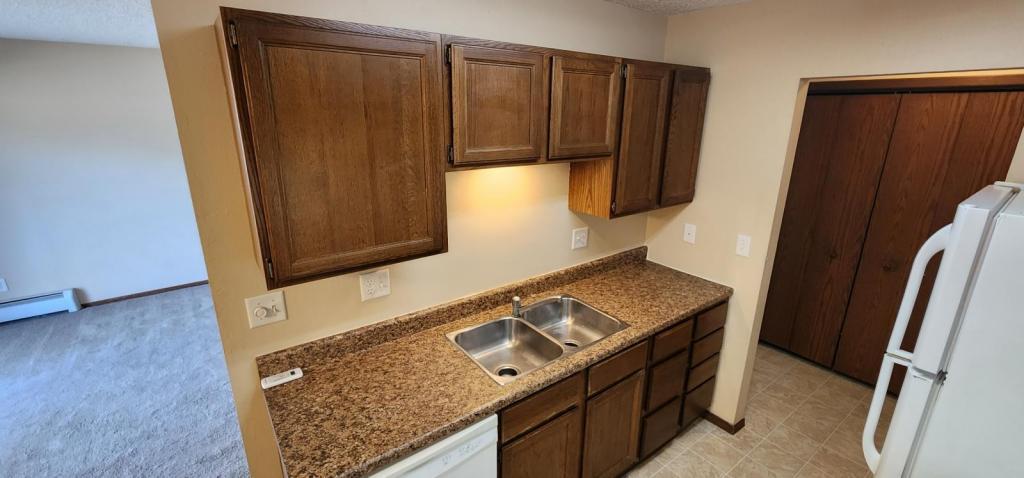 2510 N 8th St in Bismarck, ND - Building Photo