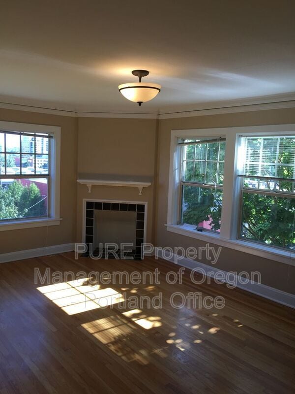 property at 709 SW 16th Ave