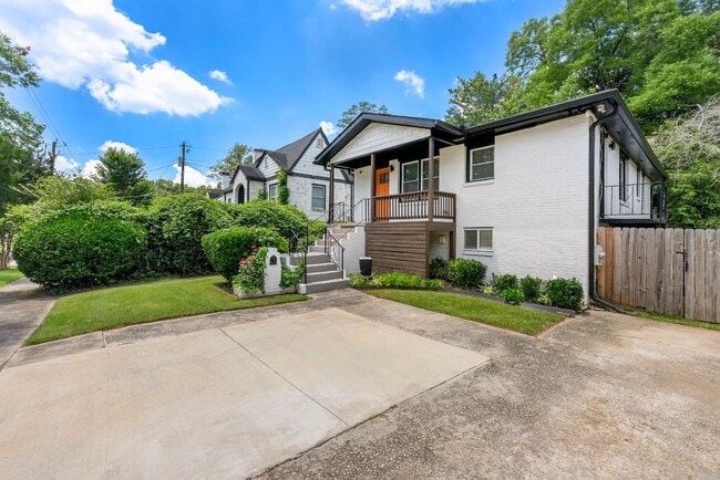 70 Chappell Rd NW in Atlanta, GA - Building Photo - Building Photo