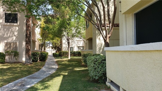 property at 4865 S Torrey Pines Dr