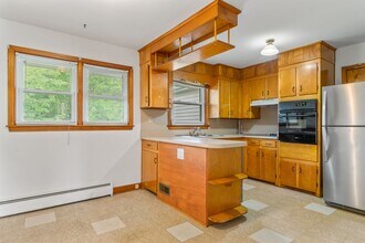 1313 Giles Rd in Blacksburg, VA - Building Photo - Building Photo