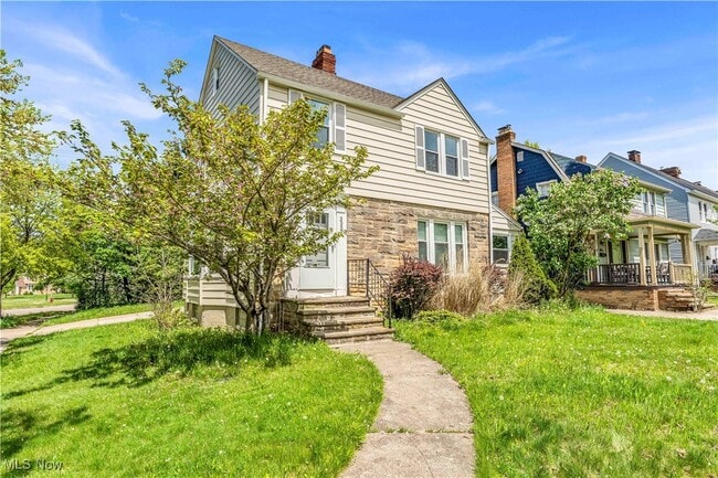 3557 Silsby Rd in University Heights, OH - Building Photo - Building Photo