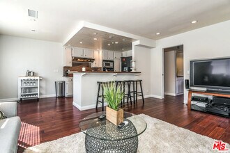 4604 Glencoe Ave in Marina Del Rey, CA - Building Photo - Building Photo