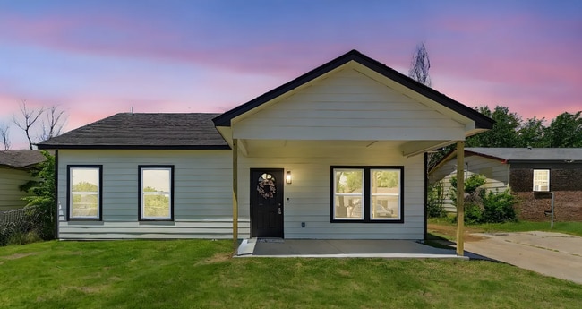 property at 6004 N Garrison Pl