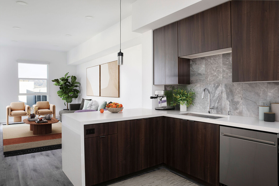 Vert in Canoga Park, CA - Building Photo