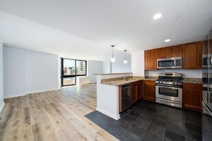 700 Grove St in Jersey City, NJ - Building Photo