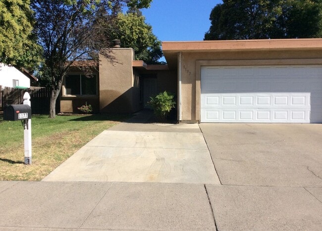 property at 1175-1177 Forestwood Dr