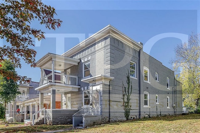 2704 Park Ave in Kansas City, MO - Building Photo - Building Photo
