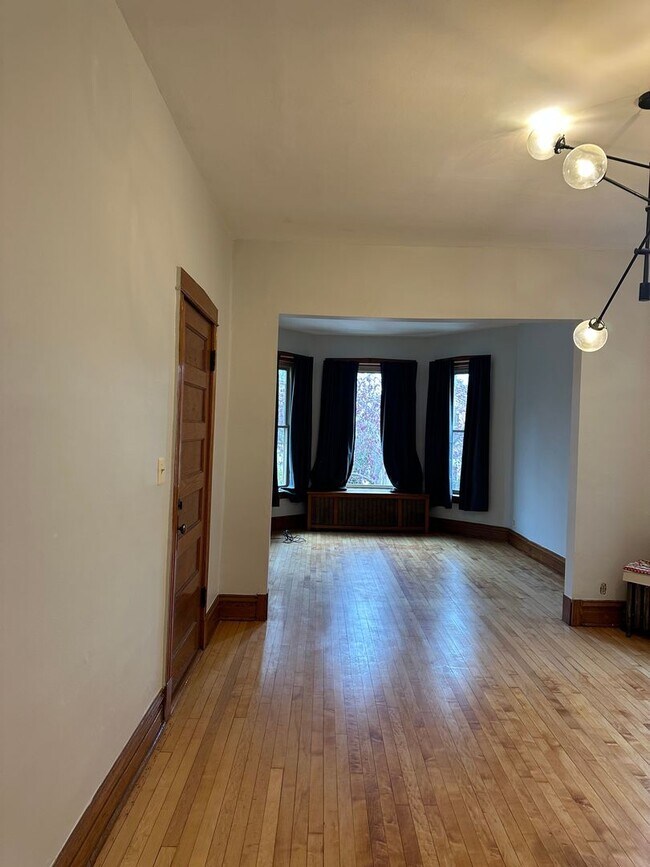 2611 W Walton St in Chicago, IL - Building Photo - Building Photo