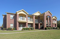 The Greens at Broken Arrow I, II and III in Broken Arrow, OK - Foto de edificio - Building Photo