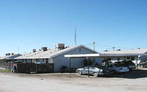 14603 W Whitesbridge Ave in Kerman, CA - Foto de edificio - Building Photo