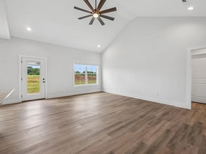 2625 Scottsville Rd in Bowling Green, KY - Building Photo - Building Photo