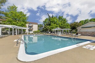 Quail Ridge in Plainsboro, NJ - Building Photo