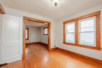 81 Van Bergh Ave in Rochester, NY - Building Photo - Building Photo