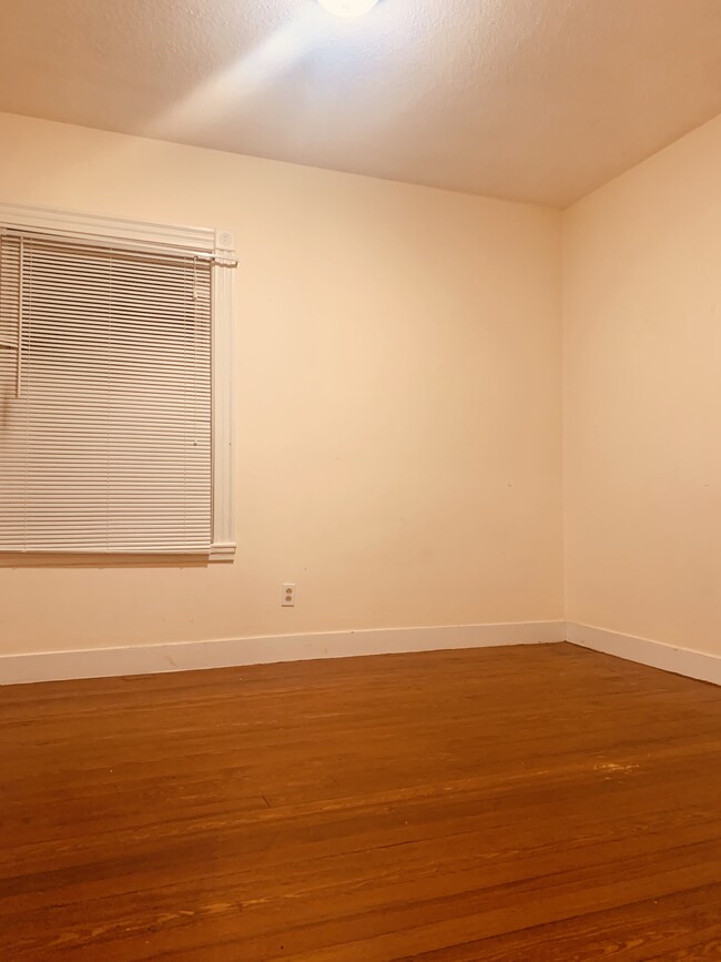 19 Eastman St, Unit 2 in Boston, MA - Building Photo - Building Photo