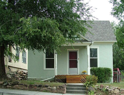 536 W Monument St in Colorado Springs, CO - Building Photo