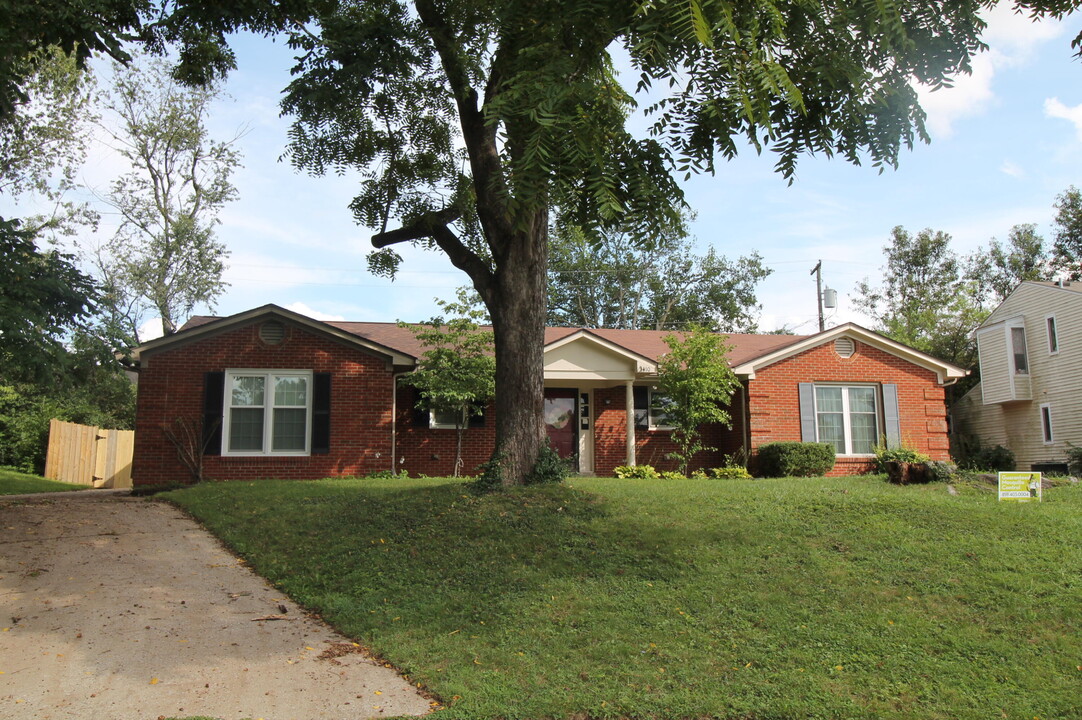 3408 Alpine Ct in Lexington, KY - Building Photo