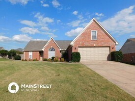 6198 Braybourne Main in Olive Branch, MS - Building Photo