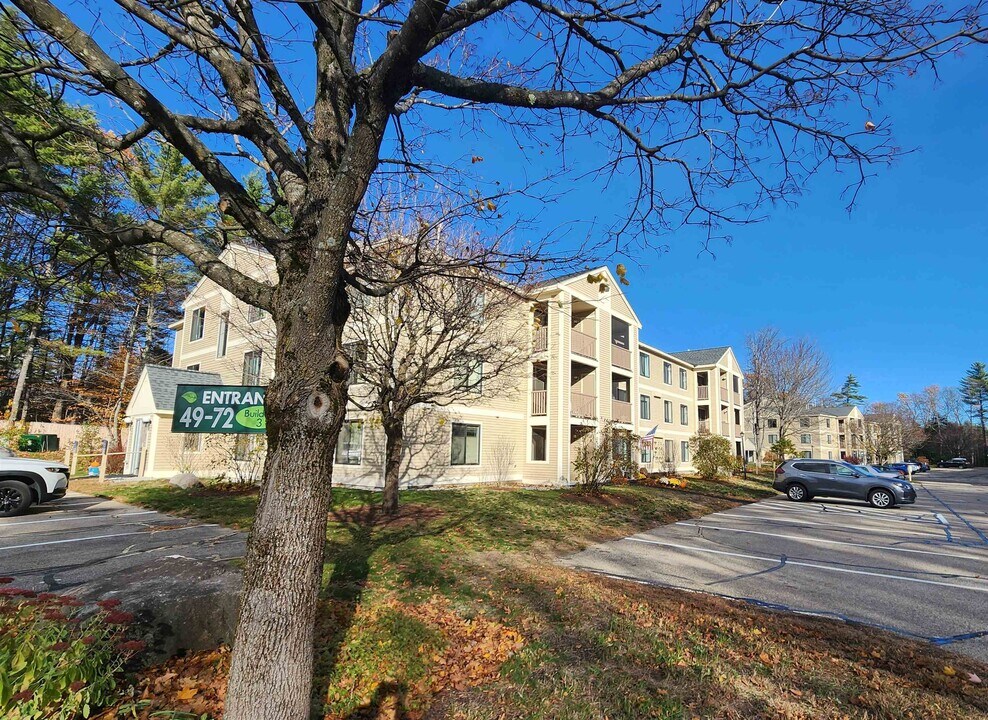 19 Saco St in Conway, NH - Building Photo