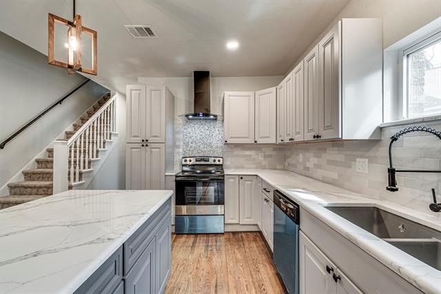 property at 605 W Page Ave