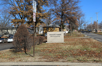 Westgate Towers in Kansas City, KS - Building Photo - Building Photo