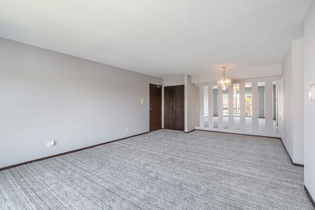 2615 W Foster Ave in Chicago, IL - Building Photo - Building Photo
