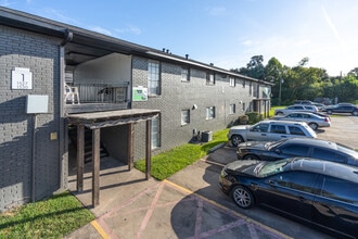 The Bianca Apartments in Houston, TX - Building Photo - Building Photo
