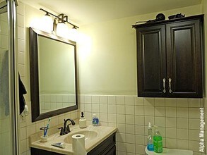 14 Cumberland St in Boston, MA - Building Photo - Building Photo