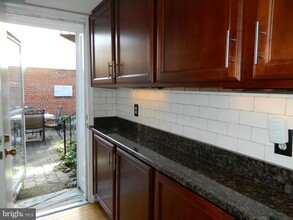 126 W Henrietta St in Baltimore, MD - Building Photo - Building Photo