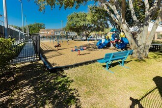 14357 Misty Meadow Ln in Houston, TX - Building Photo - Building Photo