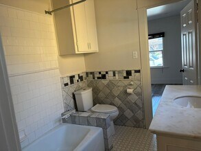 2616 S Denison Ave in Los Angeles, CA - Building Photo - Building Photo