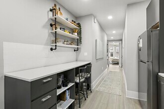 101 Zabriskie St in Jersey City, NJ - Building Photo - Building Photo
