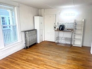 48 Centre St in Concord, NH - Building Photo - Building Photo