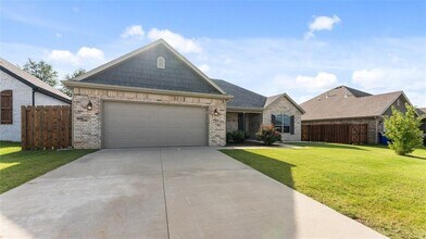 708 Copper St in Lowell, AR - Building Photo - Building Photo
