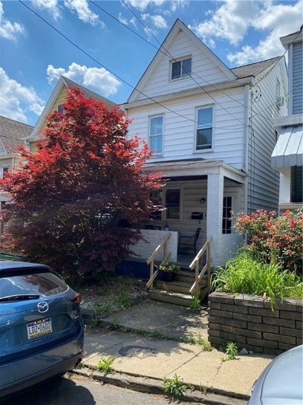 property at 2322 Patterson St