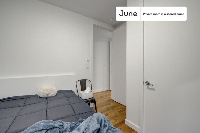 Room in Shared 4.0 bed/1.5 bath home in Queens, NY - Building Photo - Building Photo