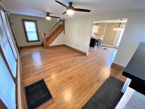 1327 W 3rd Ave in Columbus, OH - Building Photo - Building Photo