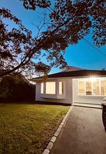 15 St George Dr in Shirley, NY - Foto de edificio - Building Photo