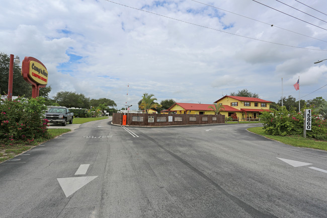 Camp N' Aire in Lake Wales, FL - Building Photo - Building Photo