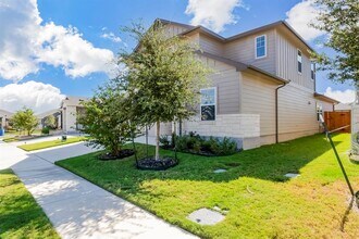 2853 Moyer Ln in Round Rock, TX - Foto de edificio - Building Photo