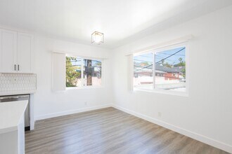 1235 N Ogden Dr in West Hollywood, CA - Building Photo - Building Photo