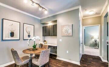 4200 Cypress Creek Pkwy in Houston, TX - Building Photo - Building Photo